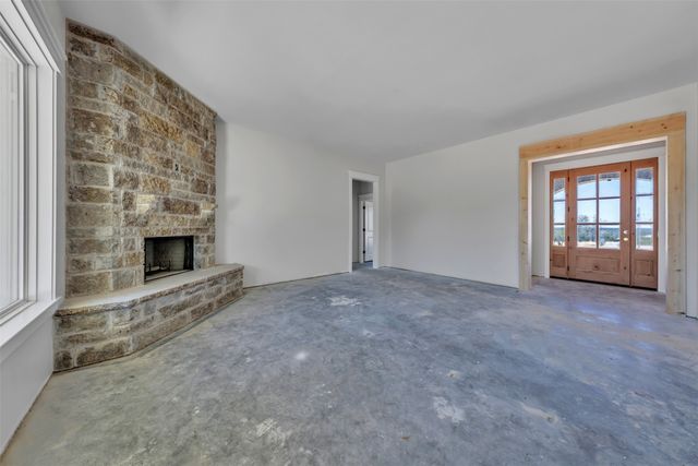 105 Anchors Way, Bluff Dale, TX 76433