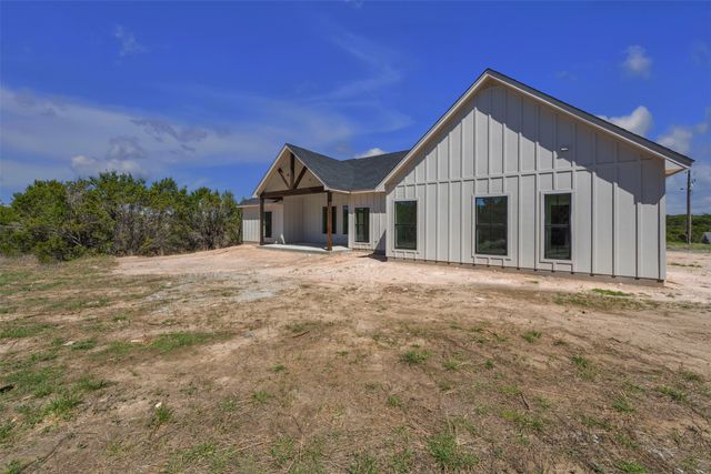 105 Anchors Way, Bluff Dale, TX 76433