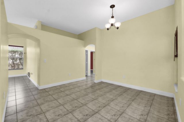 2325 NW 186th Avenue, Pembroke Pines, FL 33029