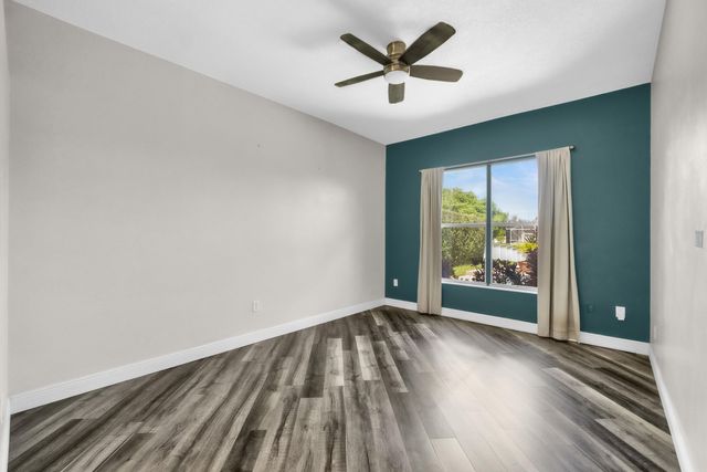 2325 NW 186th Avenue, Pembroke Pines, FL 33029