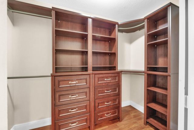 2325 NW 186th Avenue, Pembroke Pines, FL 33029