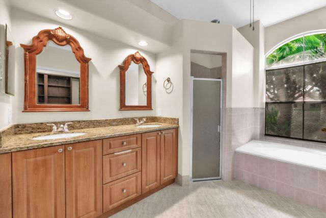 2325 NW 186th Avenue, Pembroke Pines, FL 33029