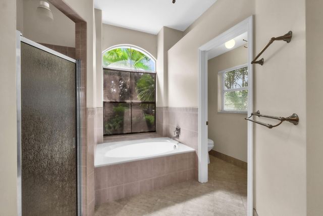 2325 NW 186th Avenue, Pembroke Pines, FL 33029