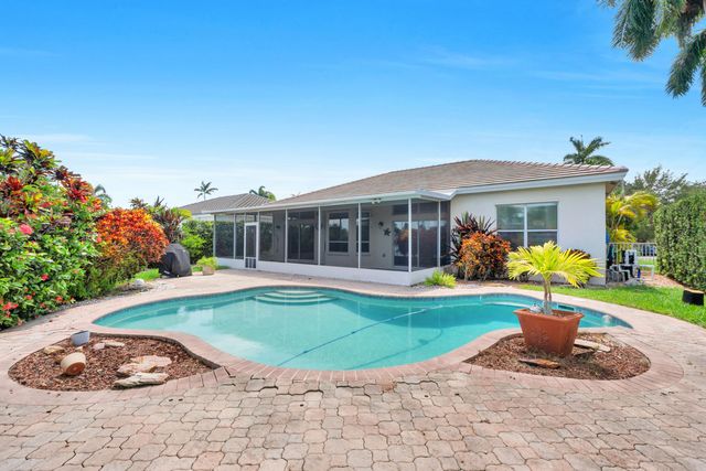 2325 NW 186th Avenue, Pembroke Pines, FL 33029