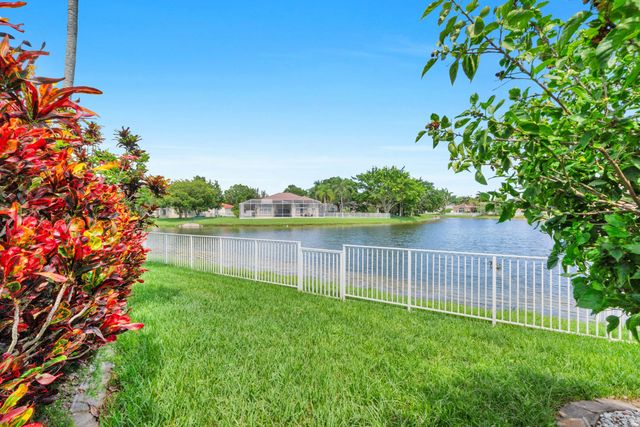 2325 NW 186th Avenue, Pembroke Pines, FL 33029