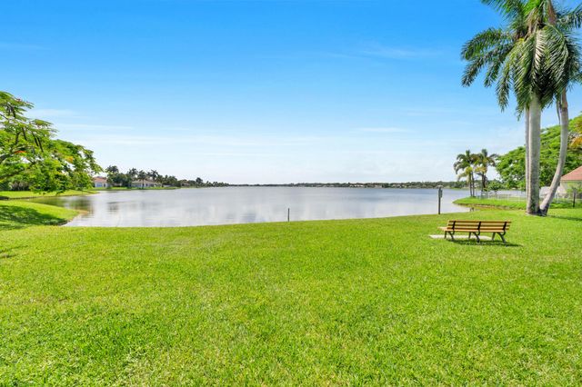 2325 NW 186th Avenue, Pembroke Pines, FL 33029