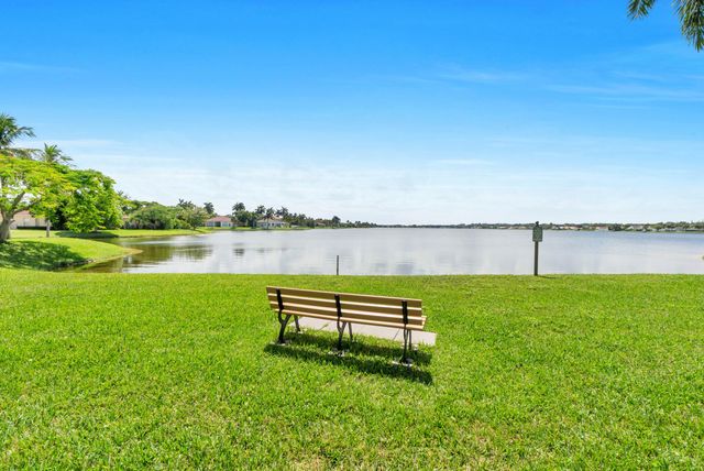 2325 NW 186th Avenue, Pembroke Pines, FL 33029
