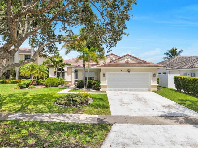 2325 NW 186th Avenue, Pembroke Pines, FL 33029
