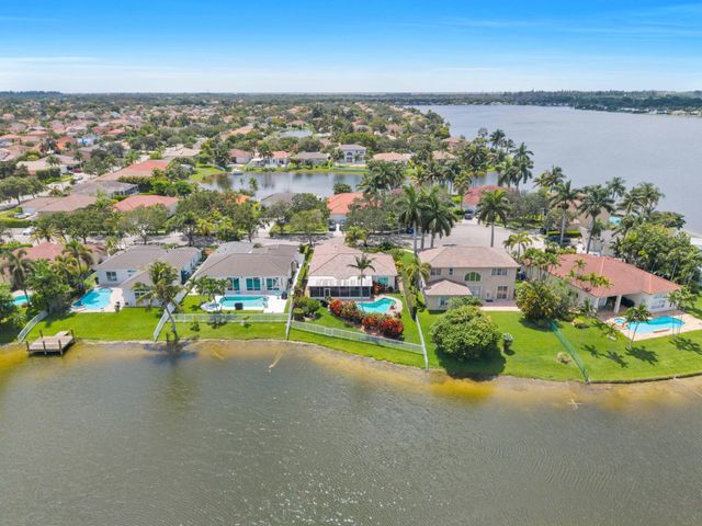 2325 NW 186th Avenue, Pembroke Pines, FL 33029
