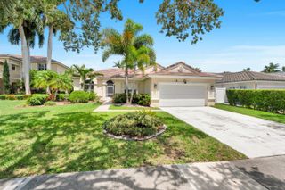 2325 NW 186th Avenue, Pembroke Pines, FL 33029