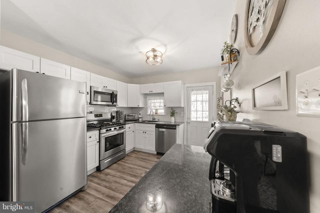 2982 ALMOND ST, Philadelphia, PA 19134
