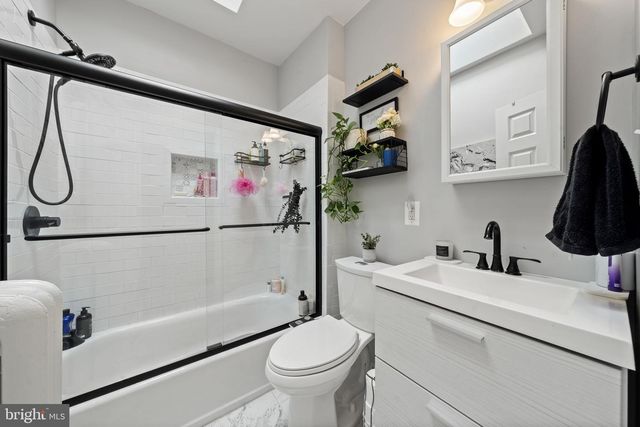 2982 ALMOND ST, Philadelphia, PA 19134