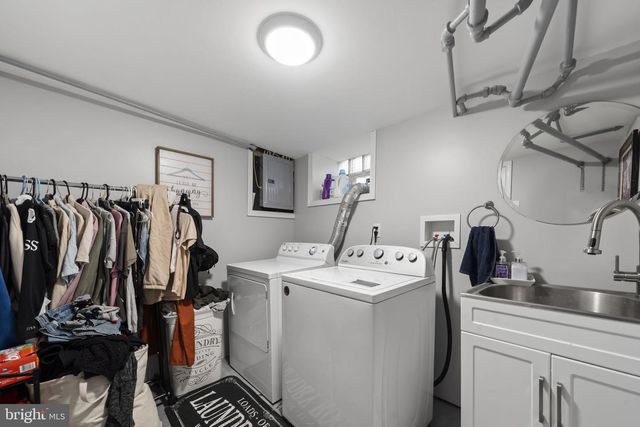 2982 ALMOND ST, Philadelphia, PA 19134