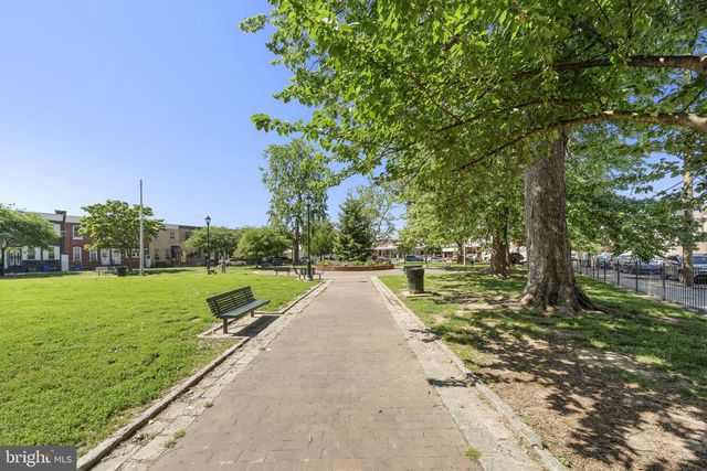 2982 ALMOND ST, Philadelphia, PA 19134