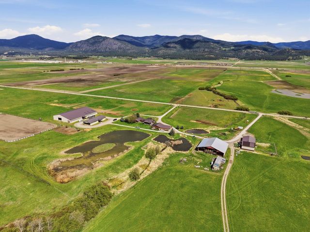 2536 Heine Rd, Chewelah, WA 99109