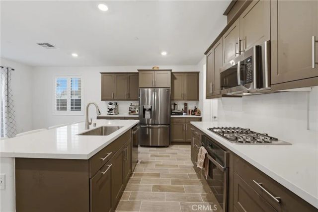 16281 Castello Lane 2, Fontana, CA 92336