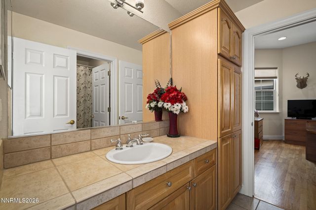2517 Rampart Terrace, Reno, NV 89519