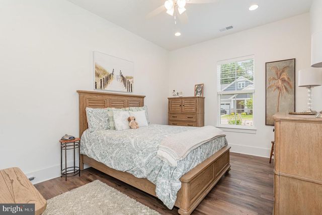 316 QUIET CREEK DR, Gettysburg, PA 17325