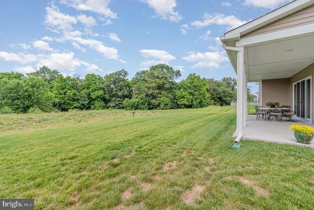316 QUIET CREEK DR, Gettysburg, PA 17325