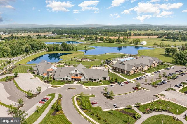 316 QUIET CREEK DR, Gettysburg, PA 17325