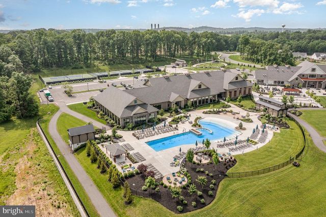 316 QUIET CREEK DR, Gettysburg, PA 17325