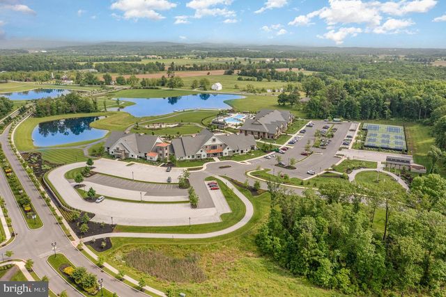 316 QUIET CREEK DR, Gettysburg, PA 17325