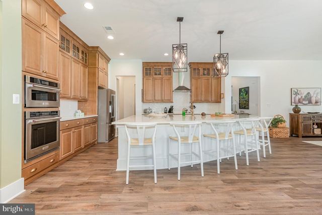 316 QUIET CREEK DR, Gettysburg, PA 17325