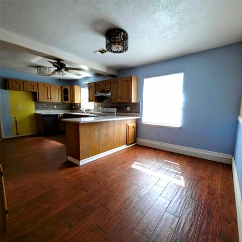 285 Montgomery Road, Mineral Wells, TX 76067