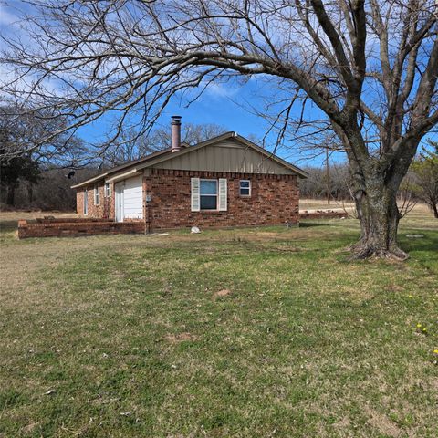 285 Montgomery Road, Mineral Wells, TX 76067