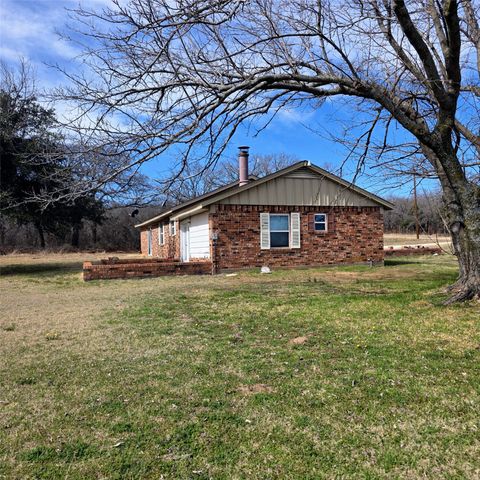 285 Montgomery Road, Mineral Wells, TX 76067