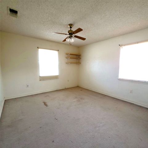 285 Montgomery Road, Mineral Wells, TX 76067