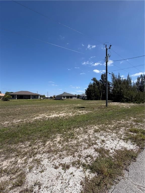 Image 1 of property listing at 4227 NW 25th TER, Cape Coral, FL 33993