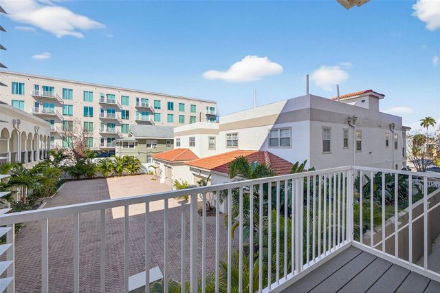 600 3RD AVENUE S 203, St Petersburg, FL 33701