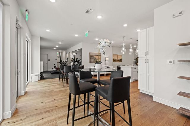 600 3RD AVENUE S 203, St Petersburg, FL 33701