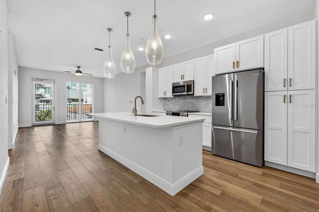 600 3RD AVENUE S 203, St Petersburg, FL 33701