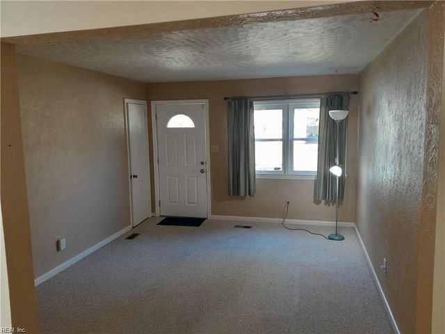 4525 James CT, Virginia Beach, VA 23455