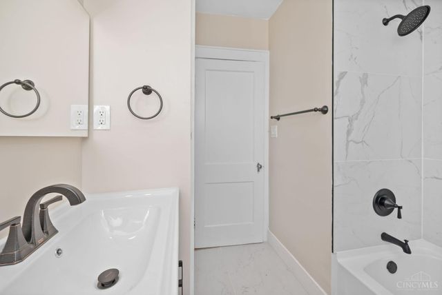 327 N Eighth Street, Hamilton, OH 45011