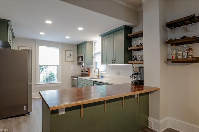 119 Linden AVE, Suffolk, VA 23434
