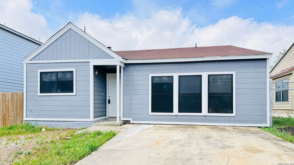 4135 SUNRISE CREEK DR, San Antonio, TX 78244