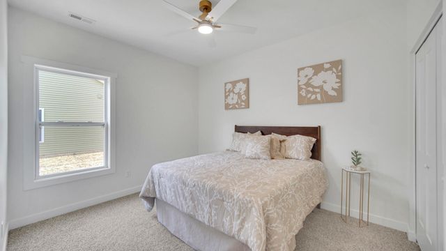 2865 Benton Street, Lake Station, IN 46405