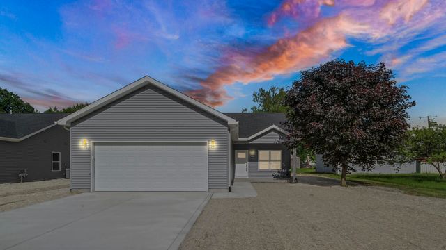 2865 Benton Street, Lake Station, IN 46405