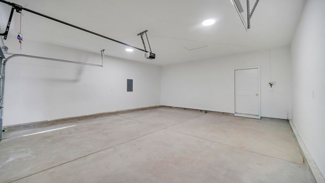 2865 Benton Street, Lake Station, IN 46405