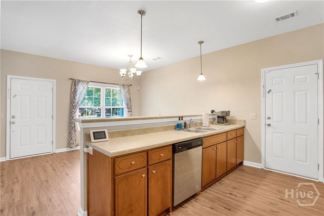 200 Wilson Avenue, Hinesville, GA 31313