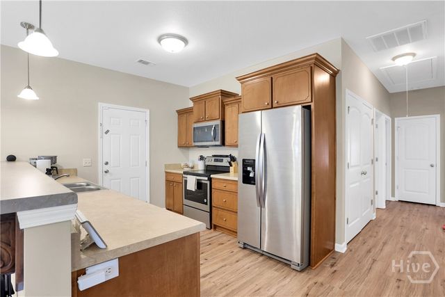 200 Wilson Avenue, Hinesville, GA 31313