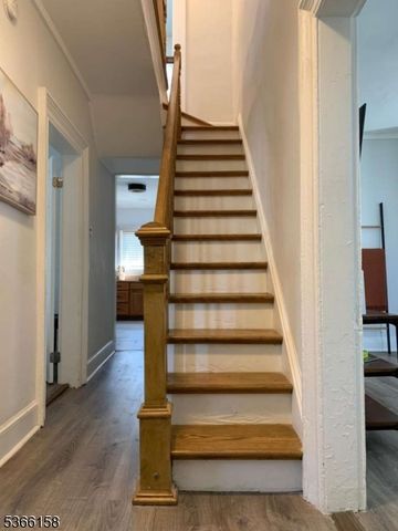 318 Amherst St, East Orange City, NJ 07018