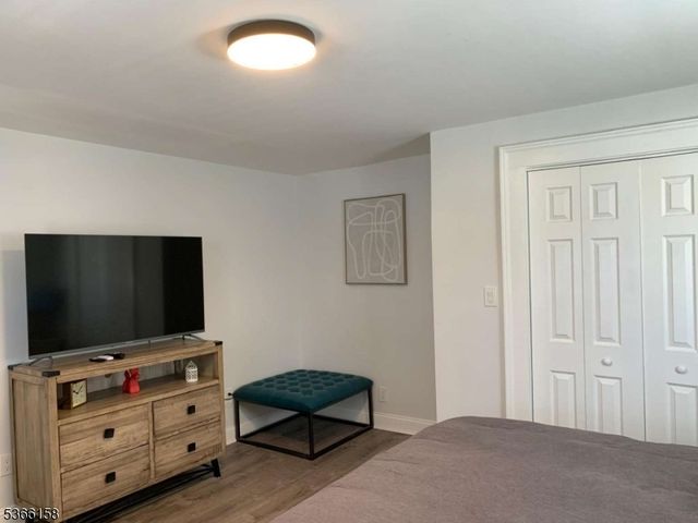 318 Amherst St, East Orange City, NJ 07018