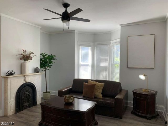 318 Amherst St, East Orange City, NJ 07018