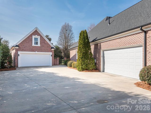 781 King Fredrick Lane SW 207, Concord, NC 28027