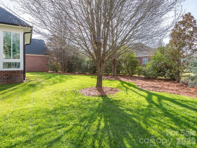 781 King Fredrick Lane SW 207, Concord, NC 28027