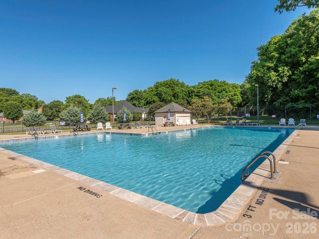 781 King Fredrick Lane SW 207, Concord, NC 28027